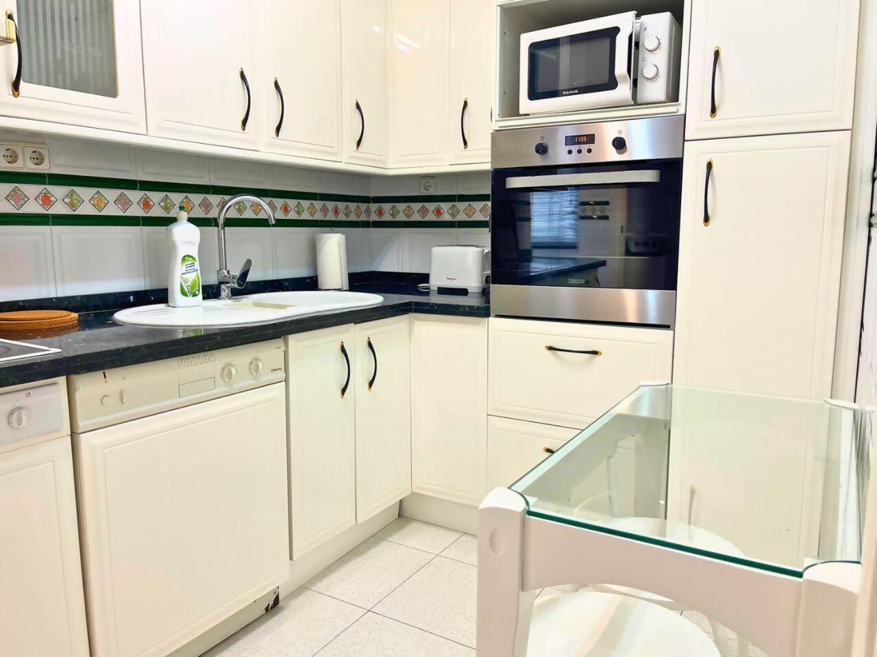Home4u Fuente Nueva Appartement